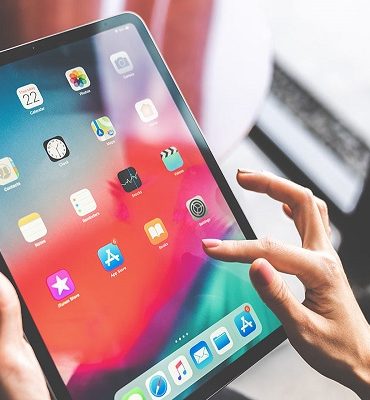 Microsoft says iPad Pro is Bad and you shouldn't buy it!