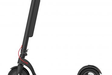 AOVO X8 Electric Scooter with detachable battery for only £399.99